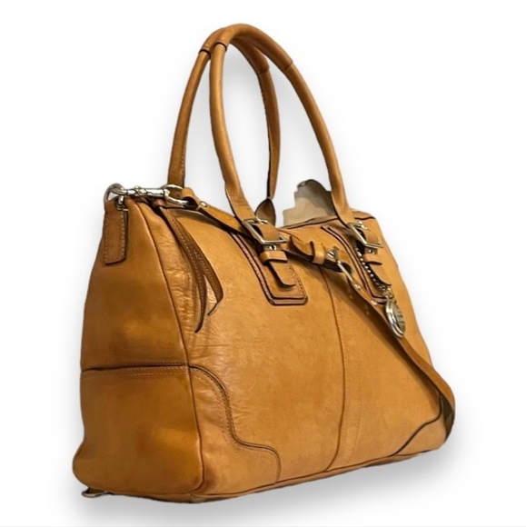 Coach Intentionally Distressed Tan Vachetta Leather Hamptons Hamilton Satchel - Picture 10 of 14